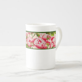 Rosy Abundance em uma Caneca China Óssea (B)