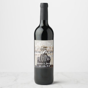 Rótulo De Garrafa De Cerveja A Aventura começa a salvar a data