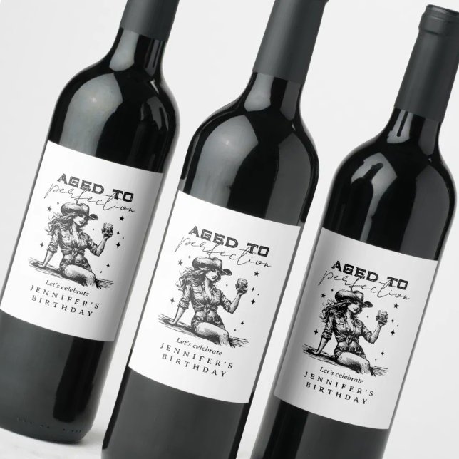 Rótulo De Garrafa De Cerveja Aged to Perfection Whiskey Cowgirl Birthday Party  (Criador carregado)