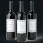 Rótulo De Garrafa De Cerveja Casamento Clássico Vintage Azul Empoeirado Quadro<br><div class="desc">Elegante desenho de moldura ornamental vintage com fonte serifada sofisticada e nome do casal em cor azul empoeirado,  simples e clássico,  ótimos rótulos de vinho personalizados para casamento moderno clássico,  casamento vintage romântico e casamento tradicional formal.</div>