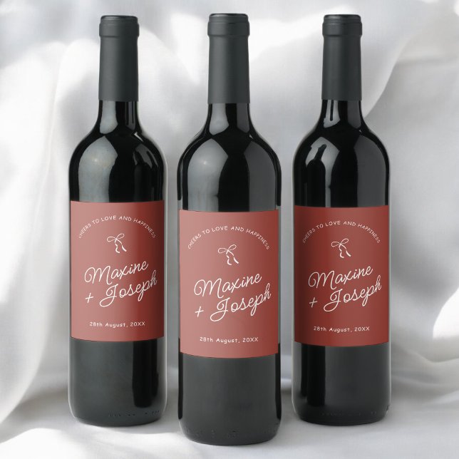 Rótulo De Garrafa De Cerveja Casamento com Esboço de Laço Desenhado à Mão Simpl (Simple red and white bow sketch wedding wine label adds a heartfelt touch to every toast.)