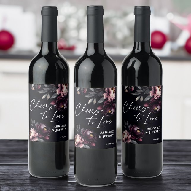 Rótulo De Garrafa De Cerveja Casamento de pessoas com moções escuras personaliz (Cheers to love Wedding favors  personalized wine label dark moody peonies  wine labels)