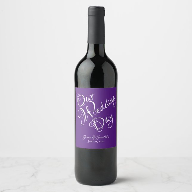 Rótulo De Garrafa De Cerveja Casamento de Script Purple Elegante (Frente)