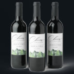 Rótulo De Garrafa De Cerveja Casamento na Montanha da Floresta Rústica<br><div class="desc">Cena de floresta montanhosa rústica chic em aquarela,  rótulos de vinho personalizados. Gráfico de caligrafia elegante "Cheers" com modelo de design moderno fornece linhas para nomes,  data do evento e frase.</div>