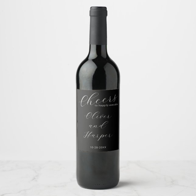 Rótulo De Garrafa De Cerveja Casamento Simples de Script Elegante Preto e Branc (Frente)