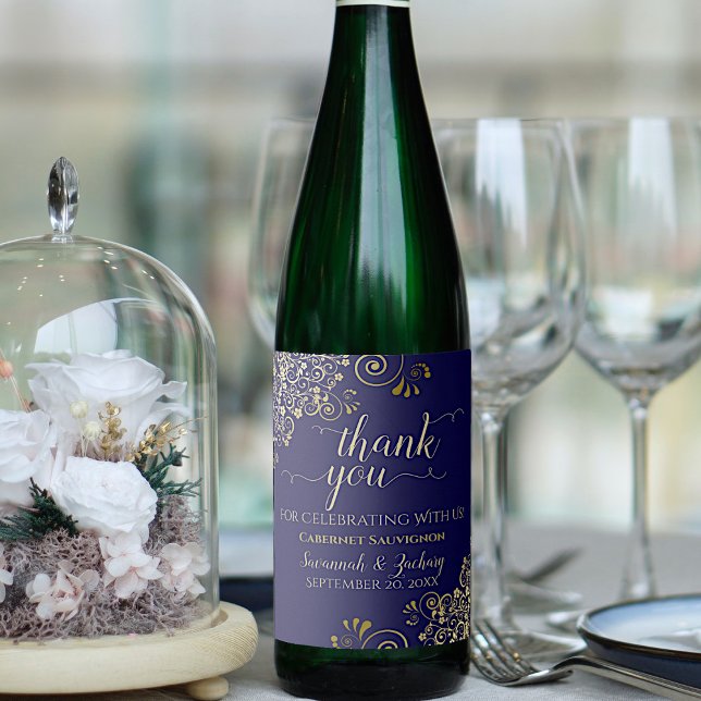 Rótulo De Garrafa De Cerveja Dourados amigos no casamento azul Marinho Obrigado (Criador carregado)