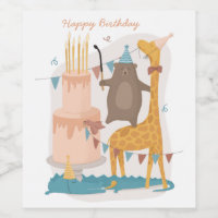 Feliz aniversário. Bons animais. Girafa de urso en