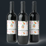 Rótulo De Garrafa De Cerveja Festa de solteira da Piscina Summer Flamingo<br><div class="desc">Adicione um pouco de diversão tropical à sua balsa de solteira com os nossos rótulos de vinho do Festa de Piscina de Verão Flamingo! Essas etiquetas vibrantes, com flamingos lúdicos e cores brilhantes do verão, são a maneira perfeita de vestir suas garrafas favoritas. Ideal para torradas ao lado e festas...</div>