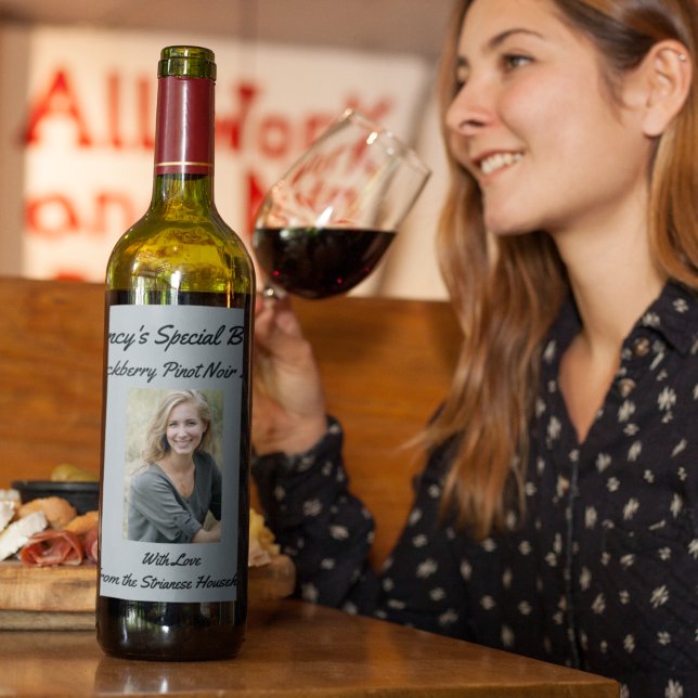 Rótulo De Garrafa De Cerveja Festa Personalizada de Foto de Cinza Causada (Criador carregado)