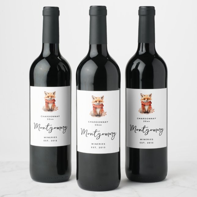 Rótulo De Garrafa De Cerveja Filhote de Raposa Fofa Fazendo Vinho com uma Cache (Garrafas)