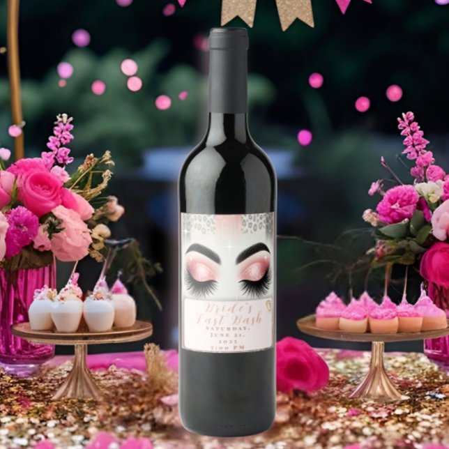 Rótulo De Garrafa De Cerveja Glam Rosa Cílios Brilhantes Despedida de Solteira ( Glam up your bachelorette party with this customizable wine label! Perfect for a bride’s last bash.)