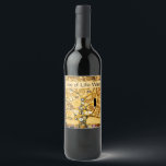 Rótulo De Garrafa De Cerveja Gustav Klimt Tree of Life: Art Nouveau Symbolista<br><div class="desc">Elevem seu espaço com esta obra-prima icônica, a "Árvore da Vida" de Gustav Klimt (do Stoclet Frieze). Este famoso trabalho de arte Art Nouveau cativa com seus galhos ouros giratórios, padrões intrincados e motivos simbólicos que representam a jornada, a conexão e o crescimento da vida. O uso de ouro rico,...</div>