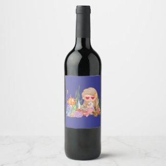 Rótulo De Garrafa De Cerveja Linda sereia-do-mar-de-bruxa brincando no mar