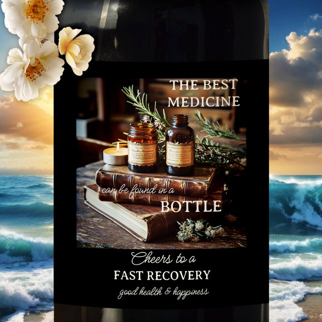 Rótulo De Garrafa De Cerveja Muito Em Breve, Boa Saúde (funny wine label featuring a vintage design with herbs, books and medicine bottles - get well soon)