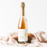 Rótulo De Garrafa De Cerveja Pérolas e Chá de panela Prosecco<br><div class="desc">Pérolas e Chá de panela Prosecco... Este eterno, Pérolas e Etiqueta do Chá de panela Prosecco... contém pérolas de aquarela e flauta de champanhe... a forma perfeita para sotaque seu dia especial! Edite facilmente a maioria dos textos para corresponder ao seu evento! As cores do texto são totalmente editáveis >>>clique...</div>