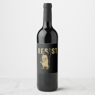 Rótulo De Garrafa De Cerveja Pinguim resiste aos pinguins protestando contra ta