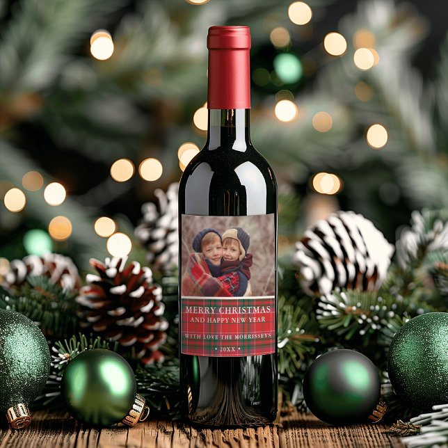 Rótulo De Garrafa De Cerveja Plaid de Natal Rústico Vermelho Verde Foto (Rustic Christmas Plaid Red Green Photo Wine Label)