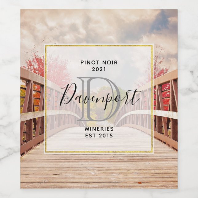 Rótulo De Garrafa De Cerveja Ponte rustica de madeira no Fazer de vinho (Rótulo Único)