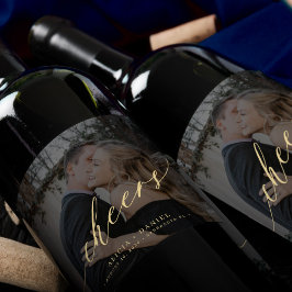 Rótulo De Garrafa De Cerveja Um minimalista guião de ouro moderno aplaude o cas