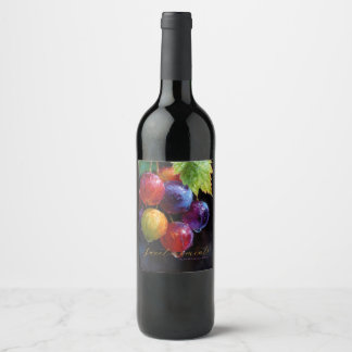 Rótulo De Garrafa De Cerveja Uvas Vibrantes em Aquarela e Gotículas de Orvalho