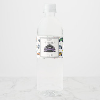 Rótulo De Garrafa De Vinho arte desenhada à mão com olho apertado roxo