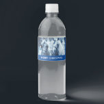 Rótulo De Garrafa De Vinho Belo Horse Team Winter Photo Christmas<br><div class="desc">Etiquetas de água de Natal felizes com uma fotografia de um par de cavalos amarrados juntos. Um dia de neve e um filtro azul criam uma cena mágica.</div>