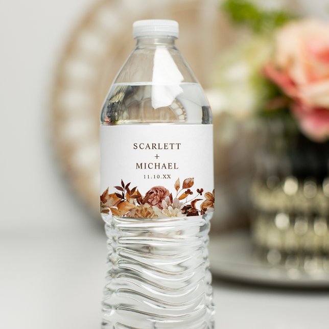 Rótulo De Garrafa De Vinho Casamento outono Elegante (Elegant Fall Leaves Wedding Water Bottle Label by Painted Paperie
)