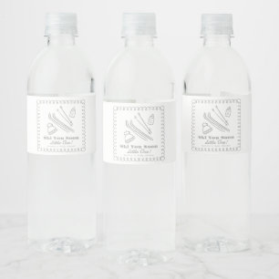 Rótulo De Garrafa De Vinho Chá de Bebê Cinza Desenhado à Mão Esqui Você Logo