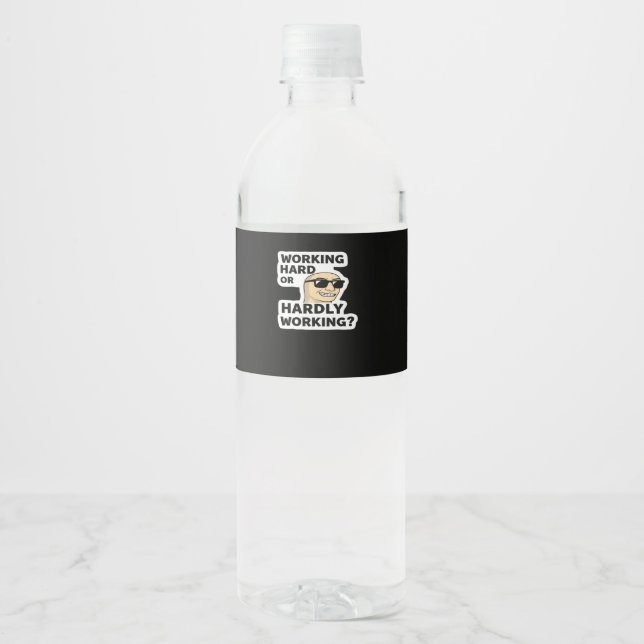 Rótulo De Garrafa De Vinho Duro De Trabalho Ou Vinheta-Memória Mal Engraçada (Frente)
