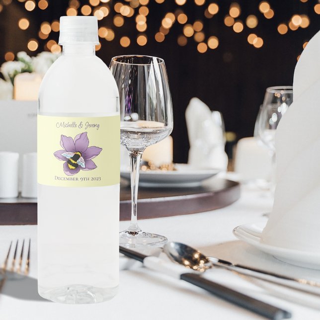 Rótulo De Garrafa De Vinho Flores de Lavanda de mamangabas amarelas (Criador carregado)