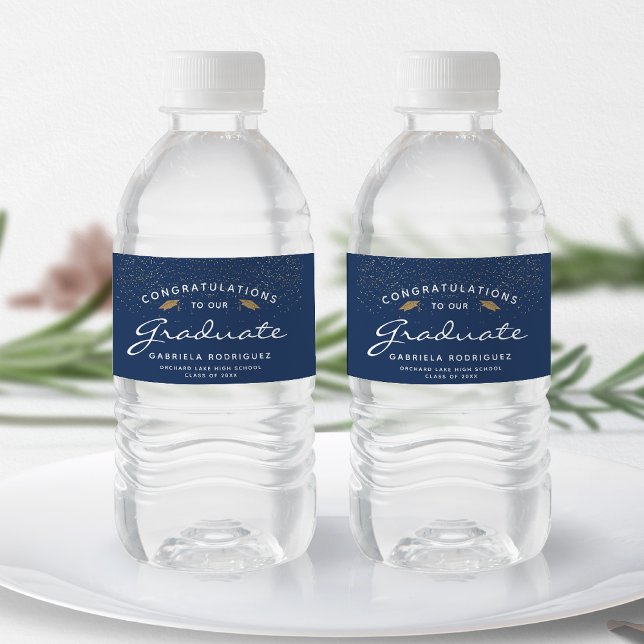 Rótulo De Garrafa De Vinho Graduação Dourada de Bonés com Script Branco Escur (Criador carregado)