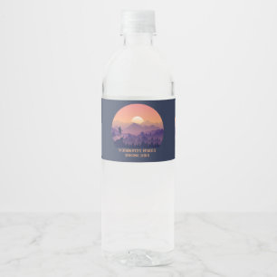 Rótulo De Garrafa De Vinho O Sol de Vintage Mountain Forest Hiker