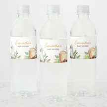 Um bebê está criando café