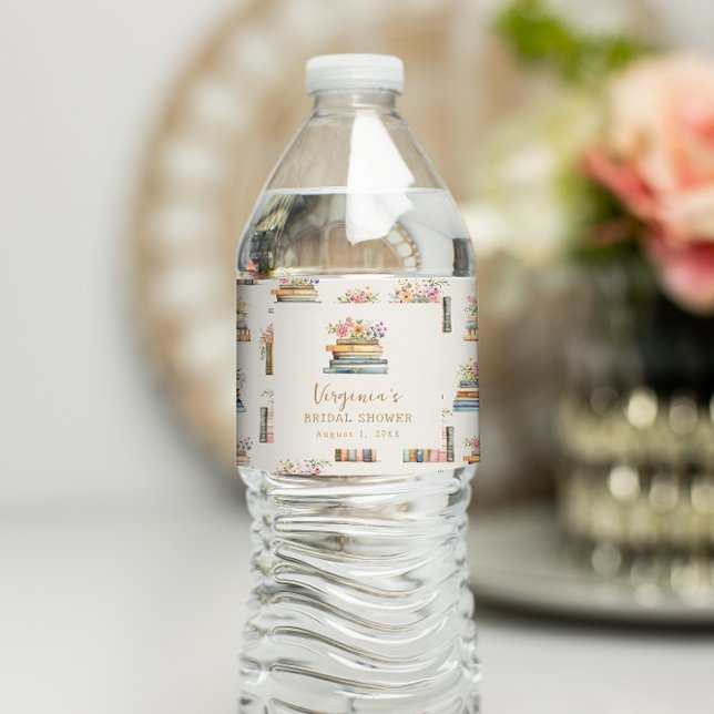 Rótulo De Garrafa De Vinho Um novo Chá de panela de Livros do Capítulo (A New Chapter Books Bridal Shower Water Bottle Label by Painted Paperie
)
