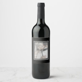 Rótulo do vinho preto e branco