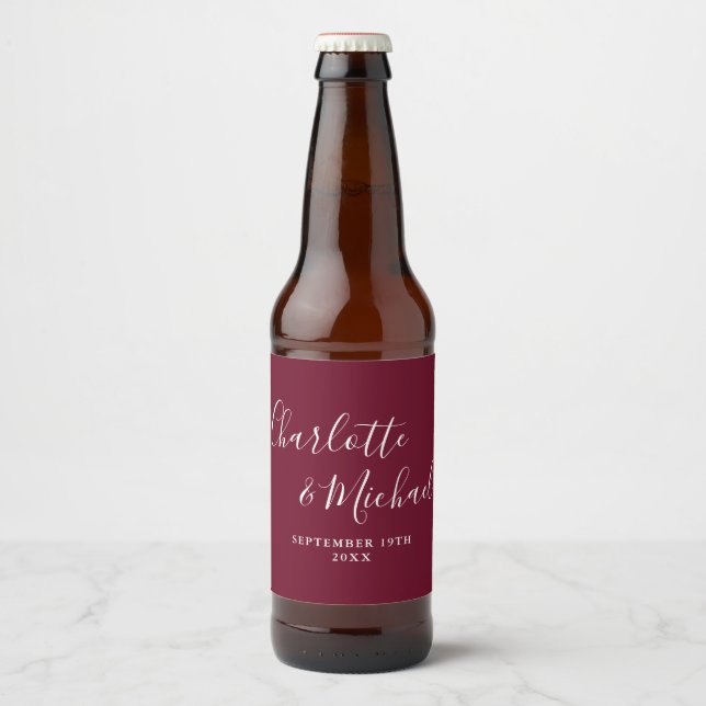 Rótulo Para Garrafa De Cerveja Assinatura Elegante Casamento Script Burgundy (Frente)