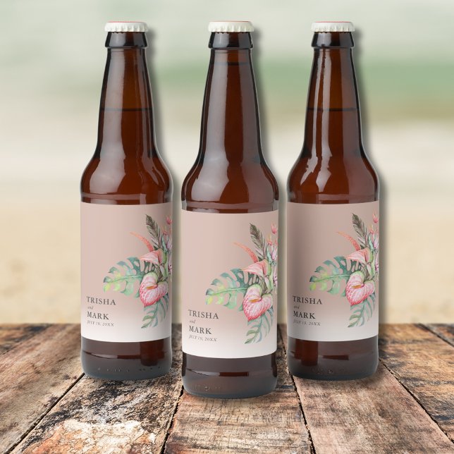 Rótulo Para Garrafa De Cerveja Casamento de praia de flores tropicais (Tropical Flower Beach Wedding Beer Bottle Label)