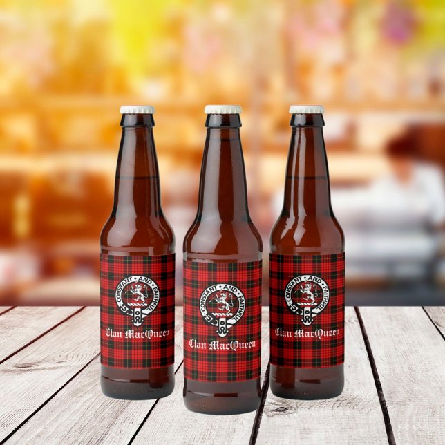 Rótulo Para Garrafa De Cerveja Clan MacQueen Crest Badge & Tartan Bottle Label (Criador carregado)