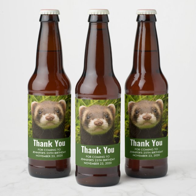 Rótulo Para Garrafa De Cerveja Ferret Castanho na Grama Obrigado Aniversário (Garrafas)