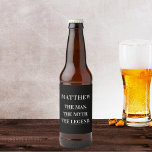 Rótulo Para Garrafa De Cerveja Festa de aniversário de fotos da lenda do mito<br><div class="desc">Um clássico fundo negro. Texto: O Homem,  O Mito,  A Lenda. Personalizar e adicionar seu nome</div>