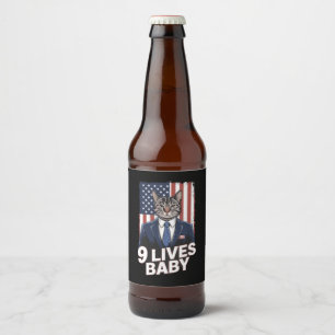 Rótulo Para Garrafa De Cerveja Gato na Suíte com Cabelo de Trump Bandeira America