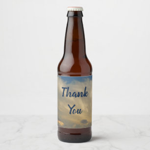 Rótulo Para Garrafa De Cerveja Obrigado Azul Céu Branco Nuvens Apreciação