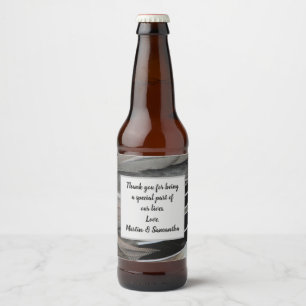 Rótulo Para Garrafa De Cerveja Obrigados Convidados Cinzas Negras Feather Modern