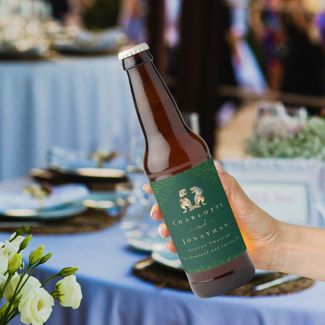 Rótulo Para Garrafa De Cerveja Tema Dinossauro Casamento Verde Escuro (Dinosaur wedding dark green custom beer labels T-Rex dino bride and groom eucalyptus foliage)