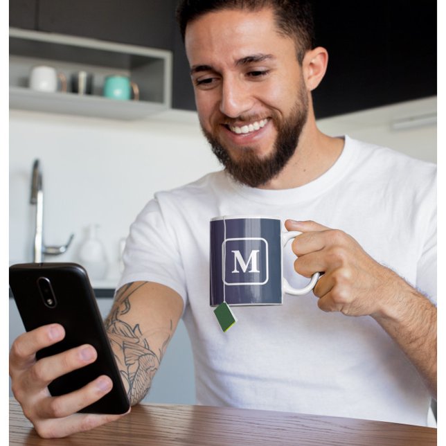 Roxo Azul Ombre - Caneca de Café com Monograma (Mockup 1)