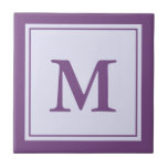 Roxo Simples e Monograma Branco<br><div class="desc">Você pode personalizar este azulejo cerâmico monograma roxo com seu monograma/inicial.</div>