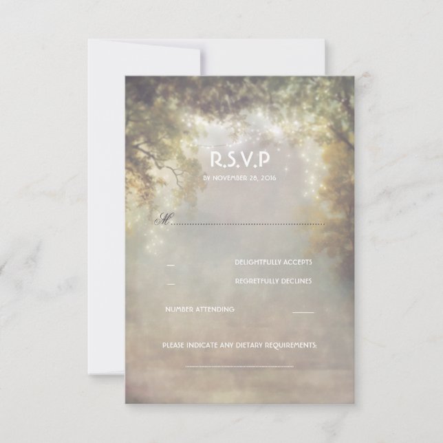 RSVP de Casamento de Luzes de Árvore Rustic Woodla (Frente)