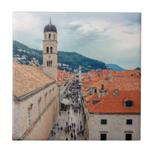 Rua principal de Dubrovnik, Croácia
