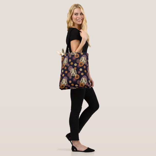 SACO FLORÍVEL DE HALLOWEEN TOTE (No(a) Modelo)