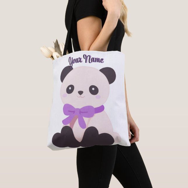 Saco Tote Personalizado Panda Sentado Laço Roxo Fo (Close Up)